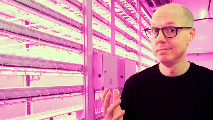 Why This Vertical Farm is 500x More Efficient Than Farming